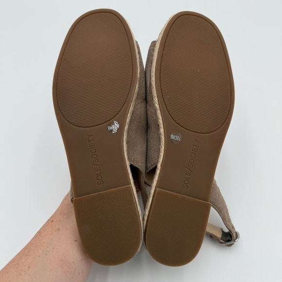 Sole Society Dolven Dune Suede Leather Back Strap Summer Sandals Brown 8 NWOT - Picture 9 of 9